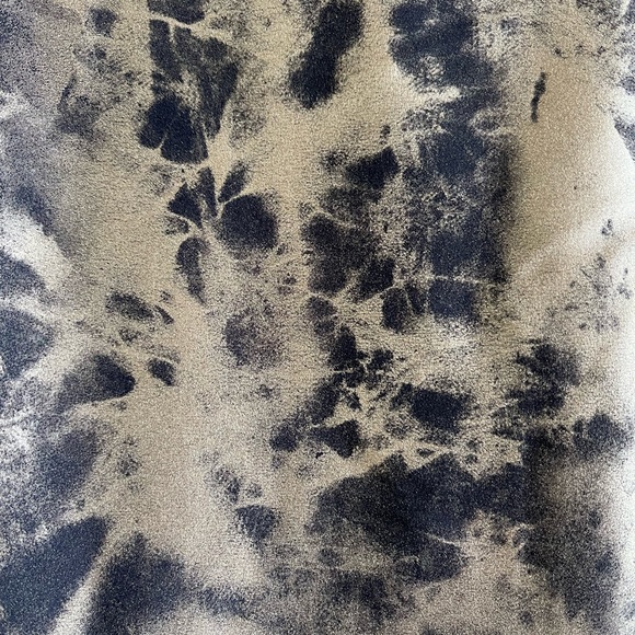 Savvi Metallic Print Athletic Leggings - Picture 5 of 10